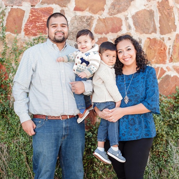 Meet your Posher, Rosa - Picture 2 of 5